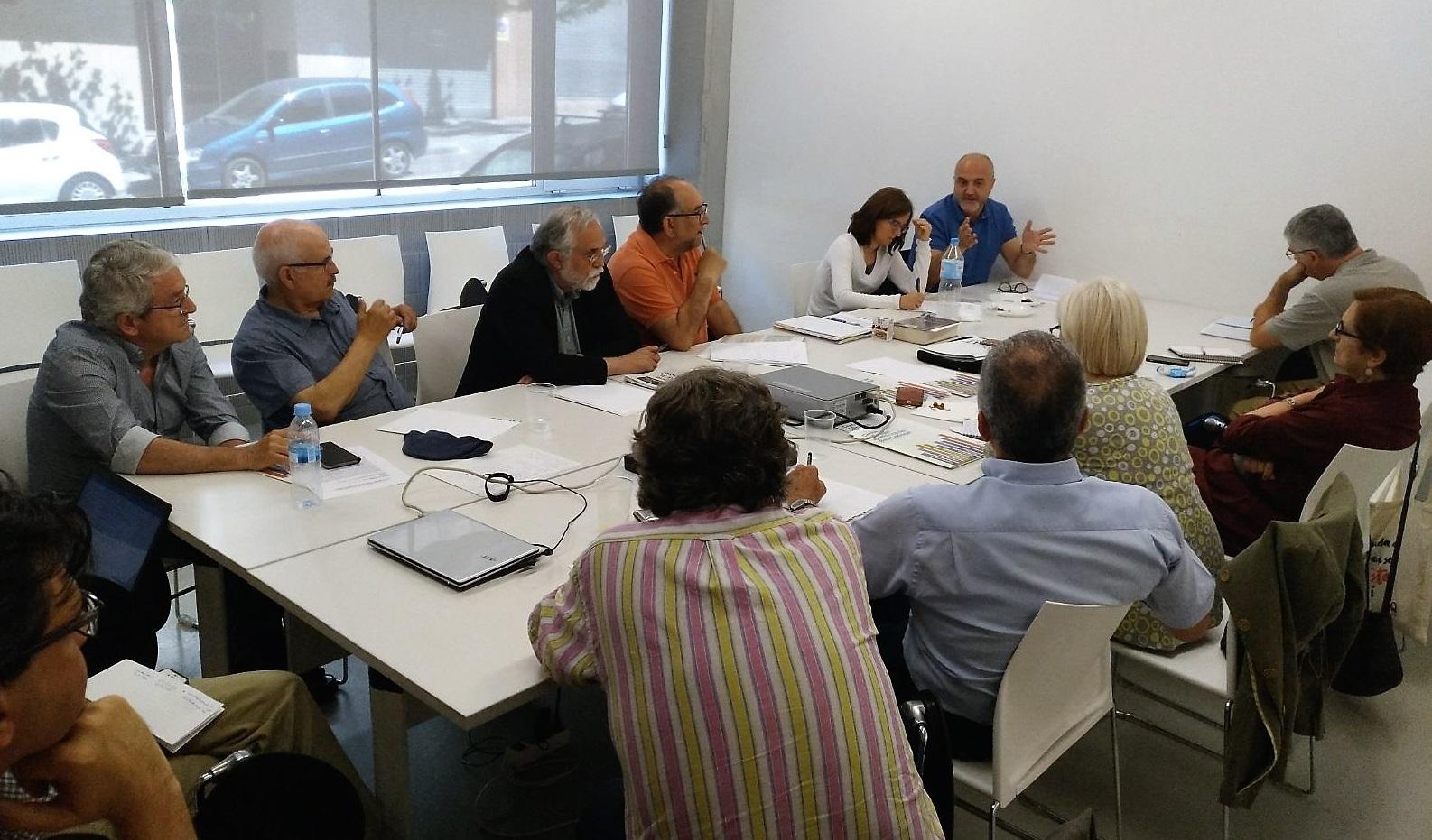 Oriol Estela durante la reunión con el CECBLL, Fòrum Grama i Via Vallès