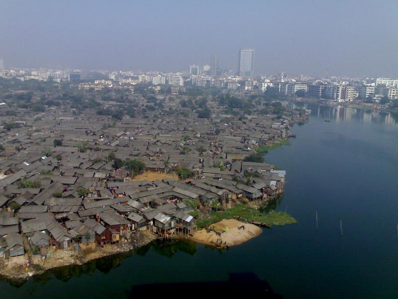 Karail slum in Gulshan, Dhaka. Wikicommons