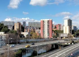 Ciutat Meridiana, des del pont del c. Castelldefels (Barcelona)